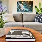 아파트 Flair Vorarlberg - Stilvolles Wohnen Nahe Bodensee & Alpen - Kueche, Balkon & Gratis Parkplatz *