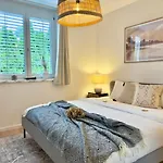 Flair Vorarlberg - Stilvolles Wohnen Nahe Bodensee & Alpen - Kueche, Balkon & Gratis Parkplatz 브레겐츠