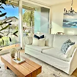 Flair Vorarlberg - Stilvolles Wohnen Nahe Bodensee & Alpen - Kueche, Balkon & Gratis Parkplatz Apartment Bregenz