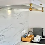 Flair Vorarlberg - Stilvolles Wohnen Nahe Bodensee & Alpen - Kueche, Balkon & Gratis Parkplatz