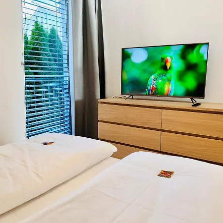 Flair Vorarlberg - Stilvolles Wohnen Nahe Bodensee & Alpen - Kueche, Balkon & Gratis Parkplatz