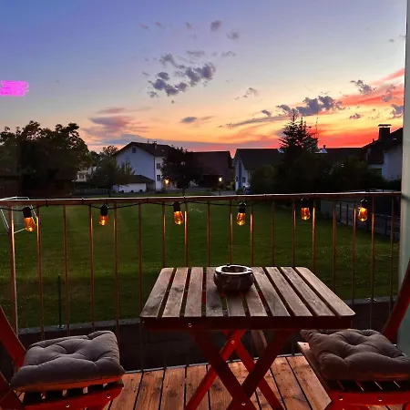 Flair Vorarlberg - Stilvolles Wohnen Nahe Bodensee & Alpen - Kueche, Balkon & Gratis Parkplatz