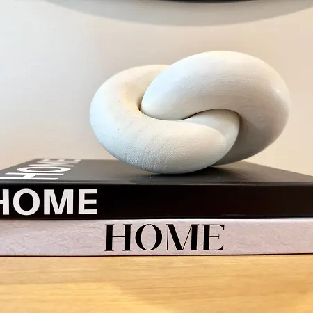 Flair Vorarlberg - Stilvolles Wohnen Nahe Bodensee & Alpen - Kueche, Balkon & Gratis Parkplatz