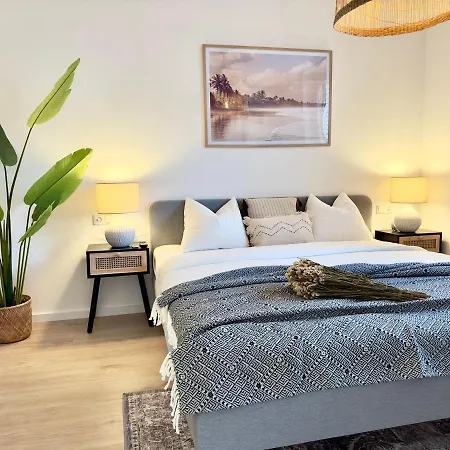 Apartman Flair Vorarlberg - Stilvolles Wohnen Nahe Bodensee & Alpen - Kueche, Balkon & Gratis Parkplatz *