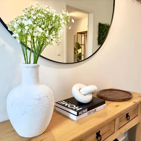 Flair Vorarlberg - Stilvolles Wohnen Nahe Bodensee & Alpen - Kueche, Balkon & Gratis Parkplatz Apartman Bregenz