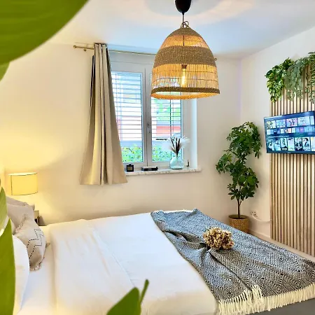 Flair Vorarlberg - Stilvolles Wohnen Nahe Bodensee & Alpen - Kueche, Balkon & Gratis Parkplatz Apartmán