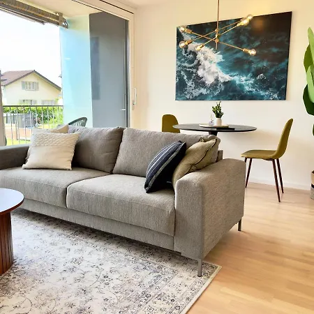 Flair Vorarlberg - Stilvolles Wohnen Nahe Bodensee & Alpen - Kueche, Balkon & Gratis Parkplatz *