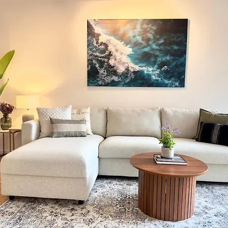 Flair Vorarlberg - Stilvolles Wohnen Nahe Bodensee & Alpen - Kueche, Balkon & Gratis Parkplatz Apartment