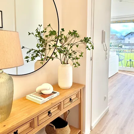 Apartmán Flair Vorarlberg - Stilvolles Wohnen Nahe Bodensee & Alpen - Kueche, Balkon & Gratis Parkplatz