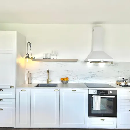 Apartman Flair Vorarlberg - Stilvolles Wohnen Nahe Bodensee & Alpen - Kueche, Balkon & Gratis Parkplatz Bregenz