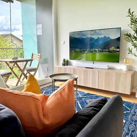 Flair Vorarlberg - Stilvolles Wohnen Nahe Bodensee & Alpen - Kueche, Balkon & Gratis Parkplatz 브레겐츠
