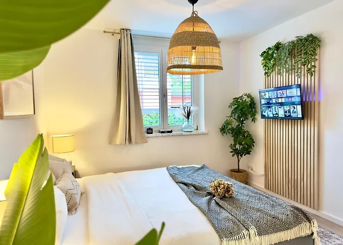 Flair Vorarlberg - Stilvolles Wohnen Nahe Bodensee & Alpen - Kueche, Balkon & Gratis Parkplatz Apartment