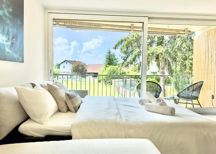 Flair Vorarlberg - Stilvolles Wohnen Nahe Bodensee & Alpen - Kueche, Balkon & Gratis Parkplatz Apartment Bregenz