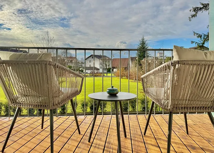 Flair Vorarlberg - Stilvolles Wohnen Nahe Bodensee & Alpen - Kueche, Balkon & Gratis Parkplatz *